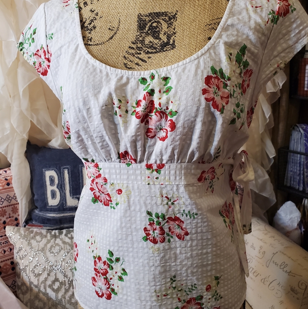 Lucky Brand XL Floral White Top Gorgeous